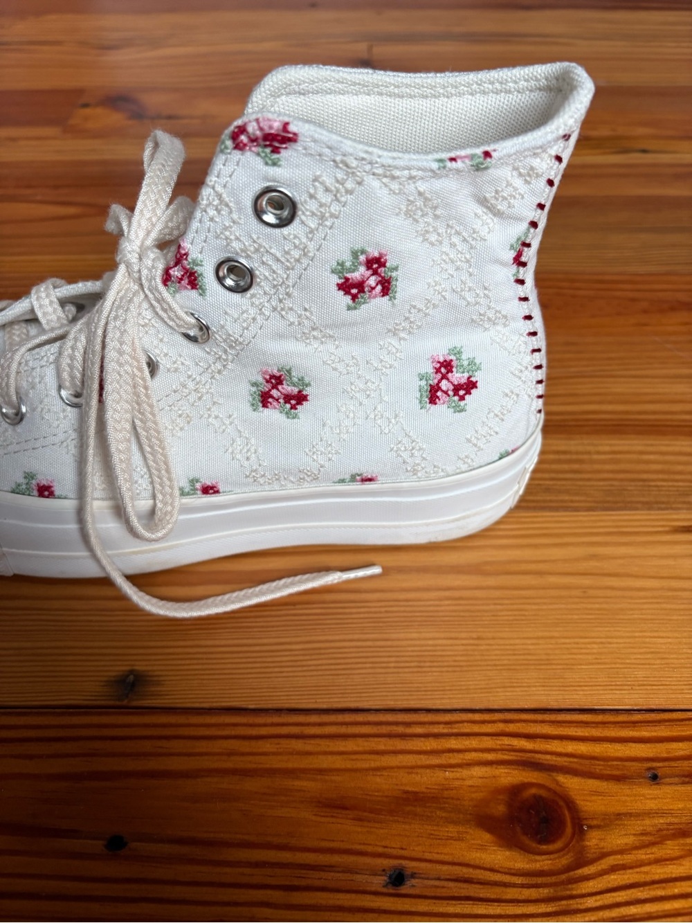 Converse White High-Top Sneakers with Pink Floral Embroidery - Picture 2 of 2